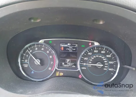 2017 Subaru Forester 2.5I Premium z USA, uszkodzony, nr VIN JF2SJAGC9HH568046